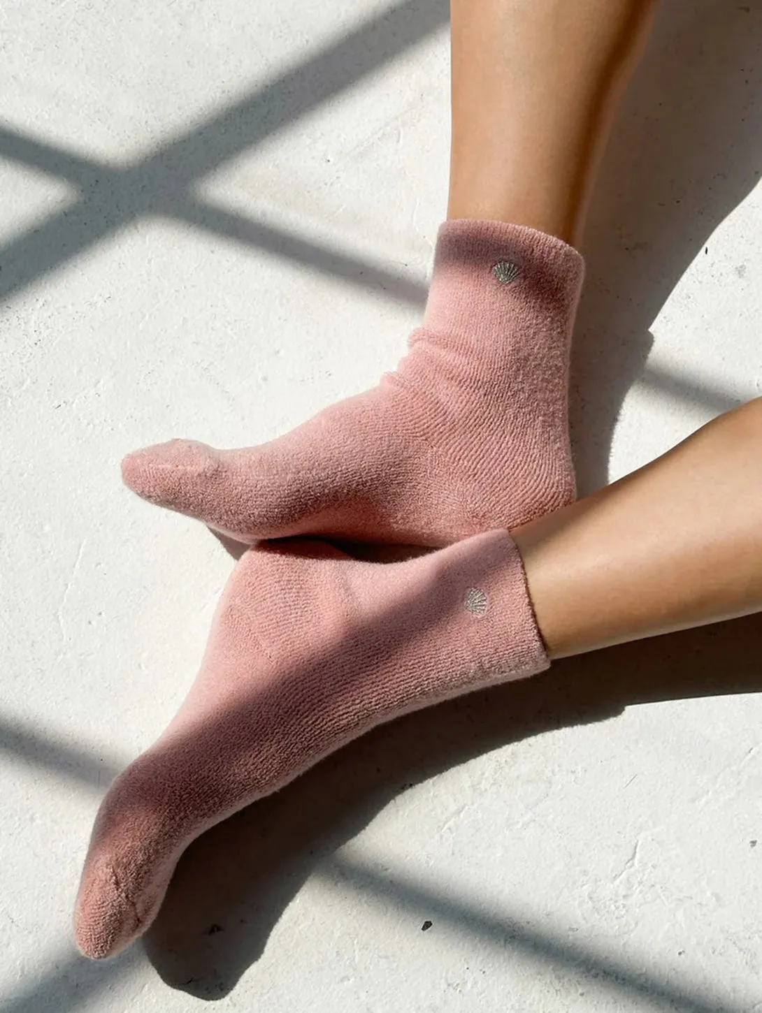 Embroidered Cloud  - Pink Rosé   Silver Seashell