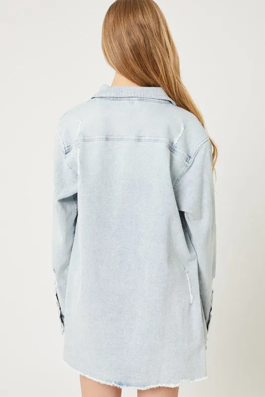 *OVERSIZED DENIM SHIRT JACKET LIGHT WASH
