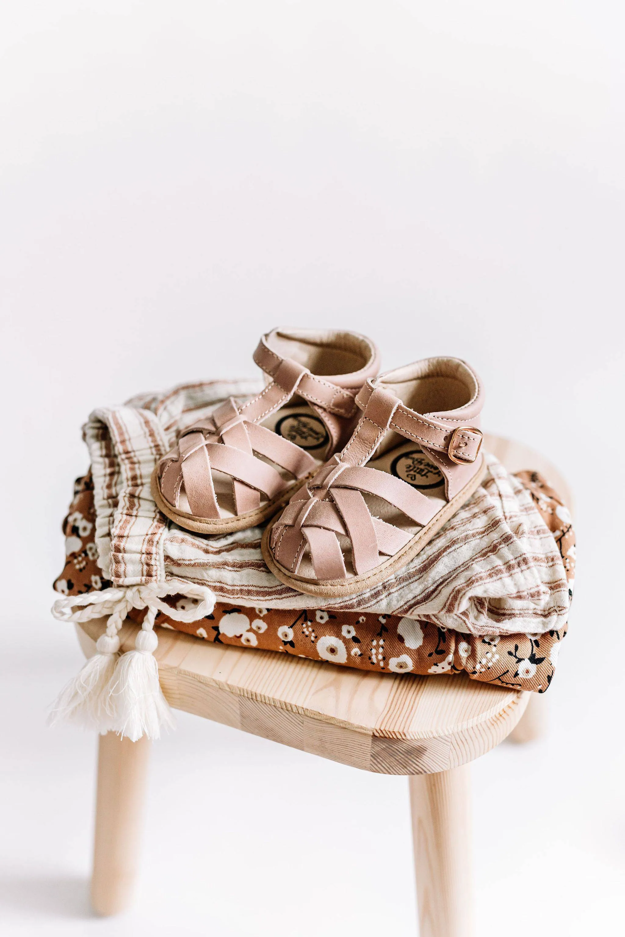 Pre-Order The Closed Toe Sandal