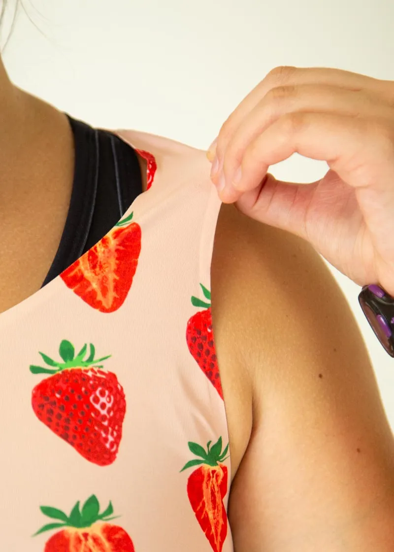 Strawberry Szn PWR Crop Top